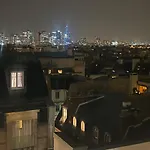 Sous Les Toits De Paris Trocadero